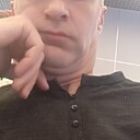 Комрон, 45 лет