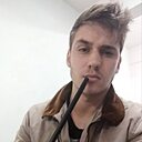 Артём, 23 года