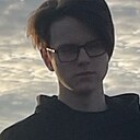 Макс, 18 лет