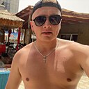 Макс, 33 года