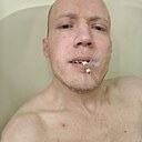 Profiledeleted, 32 года