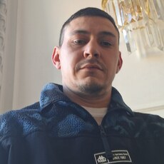 Леонид, 38 из г. Санкт-Петербург.