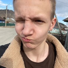 Фотография мужчины Илья, 18 лет из г. Саяногорск