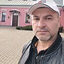 Василий, 44 года