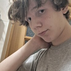 Фотография мужчины Юрич, 19 лет из г. Омск