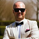 Louis Vuitton, 32 года