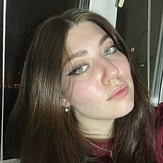 Фотография девушки Каринка, 20 лет из г. Кировград