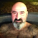 Hukri, 42 года