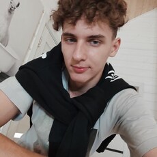 Фотография мужчины Кирилл, 18 лет из г. Орехово-Зуево