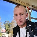 Незнакомец, 30 лет