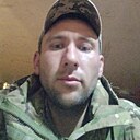 Макс, 32 года