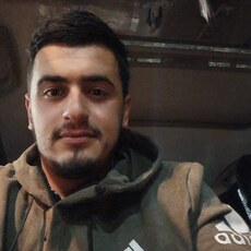 Фотография мужчины Surrr, 22 года из г. Бодайбо
