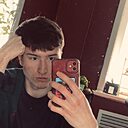 Максим, 21 год