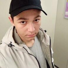 Фотография мужчины Валерий, 19 лет из г. Пермь