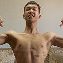 Фархат, 21 год