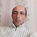 Левон, 44 года