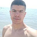 Иса, 26 лет