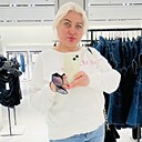 Beadberry, 42 года
