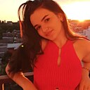 Полина, 25 лет