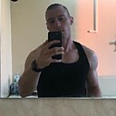 Денис, 33 года