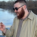 Влад, 24 года