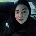 No Name, 33 года