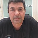Хусан, 44 года