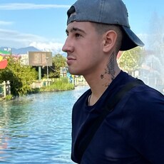 Фотография мужчины Артем, 20 лет из г. Тамбов