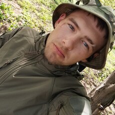 Сергей, 23 из г. Донецк.