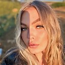 Анастасия, 24 года