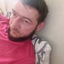 Красивый, 36 лет