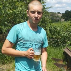 Фотография мужчины Валера, 22 года из г. Валки