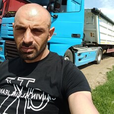 Фотография мужчины Гарик, 35 лет из г. Владикавказ