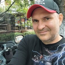 Фотография мужчины Дмитрий, 33 года из г. Старотитаровская