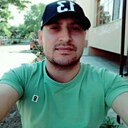 Maga, 32 года