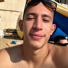 Фотография мужчины Виктор, 22 года из г. Пятигорск