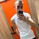 Максим, 24 года