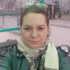 Лена, 41 из г. Омск.