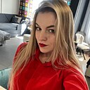 Полина, 22 года