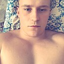 Саша, 22 года