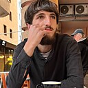 Артур, 24 года