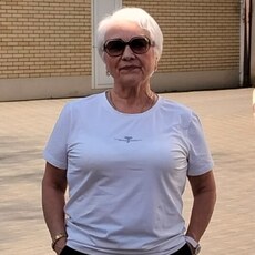 Фотография девушки Елизавета, 65 лет из г. Каменск-Шахтинский