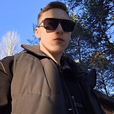 Фотография мужчины Андрей, 18 лет из г. Сургут