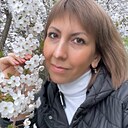 Нюша, 33 года