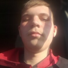 Фотография мужчины Артём, 19 лет из г. Усть-Кут
