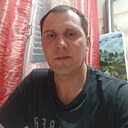 Den, 42 года