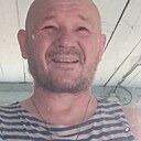 Просто Валера, 44 года
