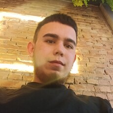 Фотография мужчины Радель, 24 года из г. Октябрьский (Башкортостан)