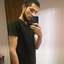 Muxammed, 22 года