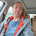 Юрий, 46 лет